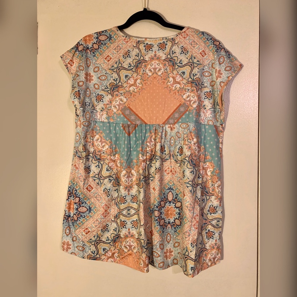 🌸Pastel Top🌸 - Picture 2 of 4